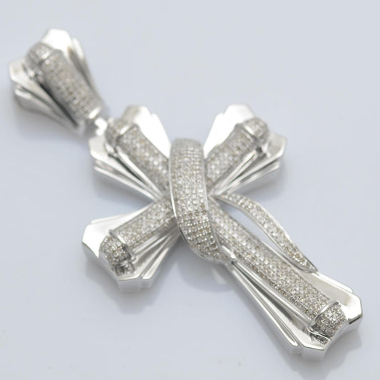 8890P Pendant With Diamond