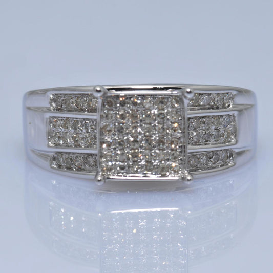 8895R Ring With Diamond