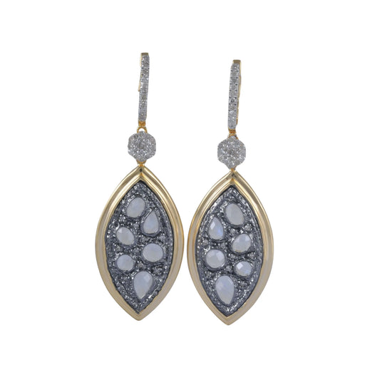 8975E Earring With Diamond