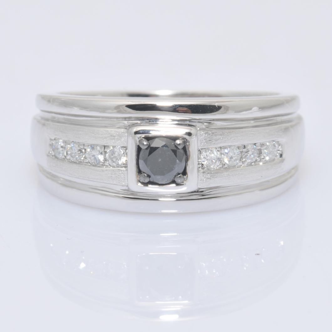 9610R Ring With Diamond