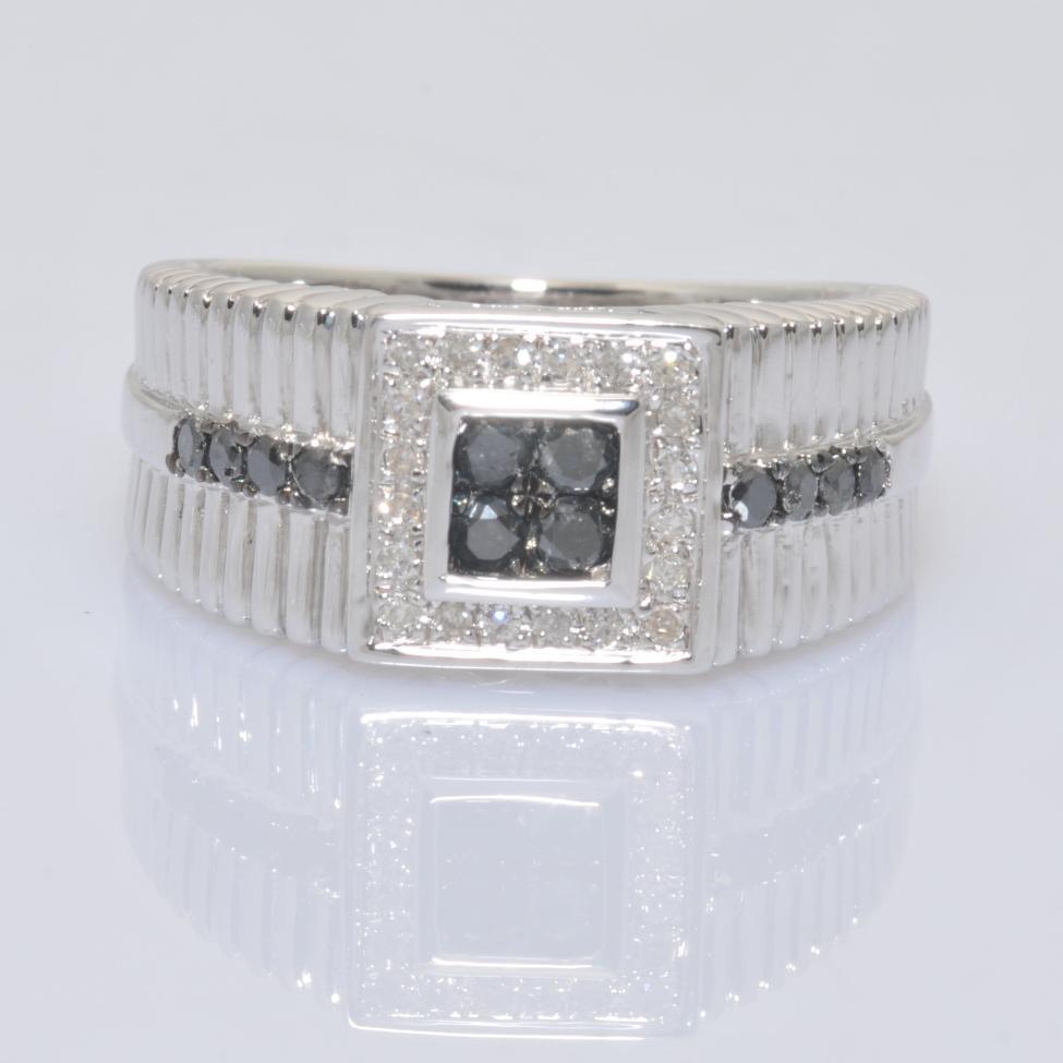 9630R Ring With Diamond
