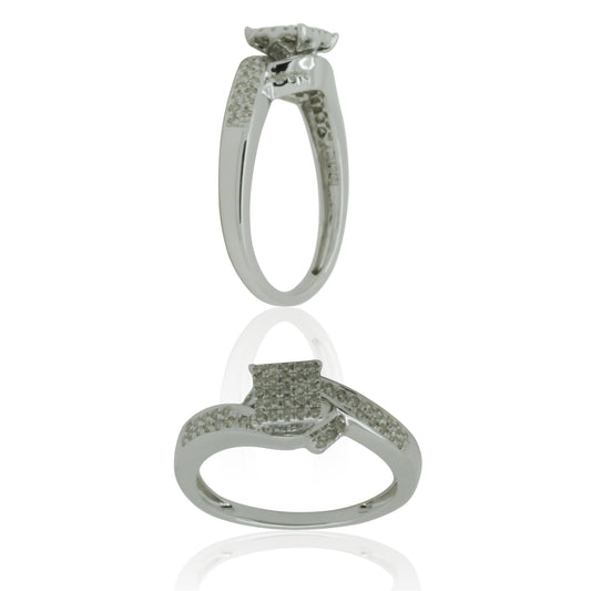 9847R Ring With Diamond