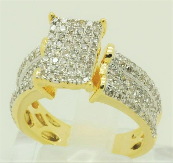 9860R Ring With Diamond
