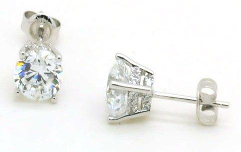 ER4762 Earring With Diamond