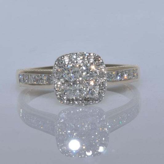 WB5741E Ring With Diamond
